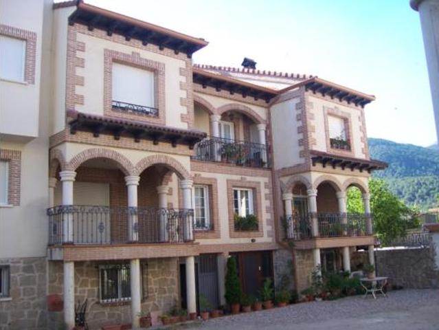 Villa en venta en Sotillo De La Adrada