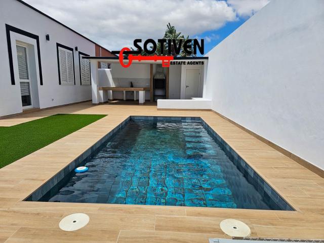 Chalet en venta en Guaza, Arona