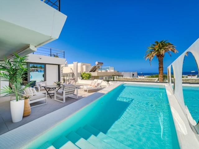 Chalet en venta en Los Olivos, Adeje