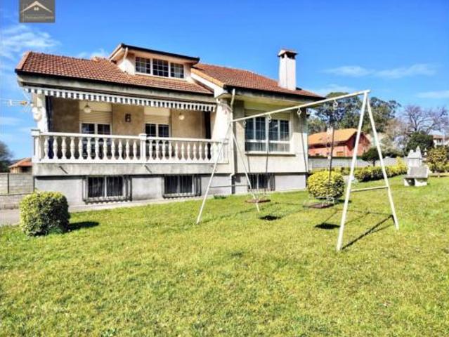 Chalet en venta en Hinojedo, Suances