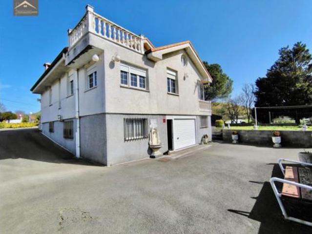 Chalet en venta en Hinojedo, Suances