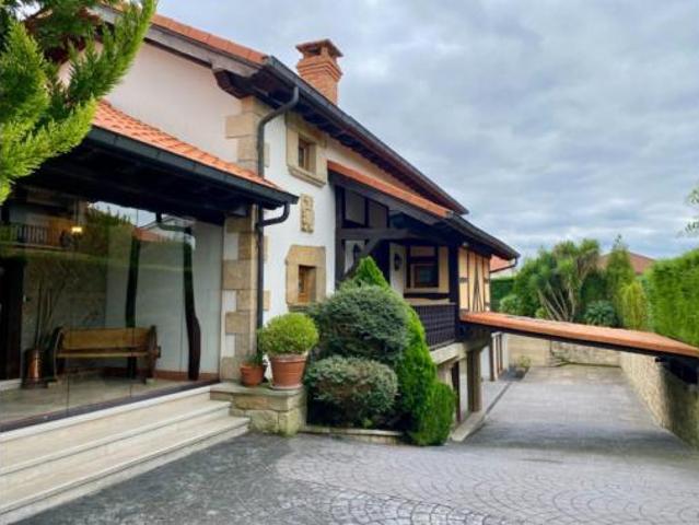 Chalet en venta en Suances, Cantabria