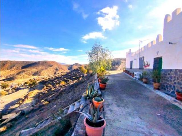 Chalet en venta en Tabernas, Andalucía