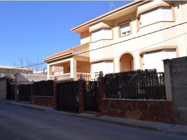 Chalet en venta en Tarancón, Castilla-La Mancha