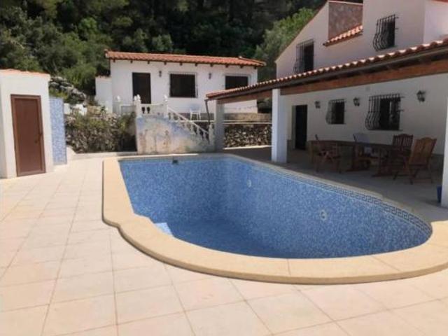 Chalet en venta en la Marina Baixa, Valencia
