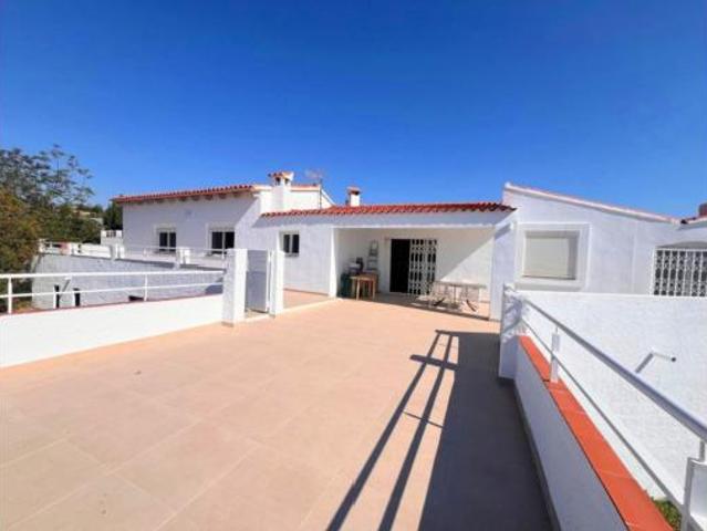 Chalet en venta en Tàrbena