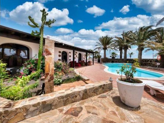 Chalet en venta en Tías, Canarias