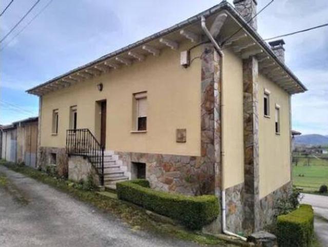 Chalet en venta en Tineo, Asturias