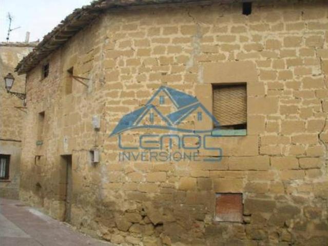 Chalet en venta en Tirgo, La Rioja