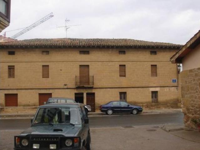 Chalet en venta en Tirgo, La Rioja
