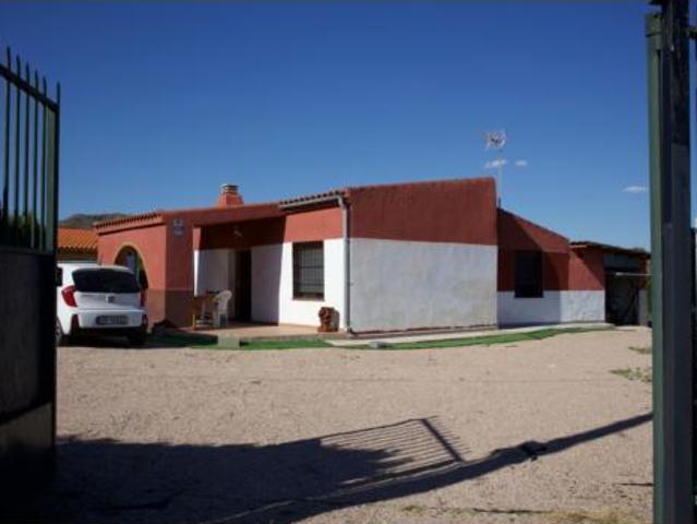 Chalet en venta en Tobarra, Castilla-La Mancha