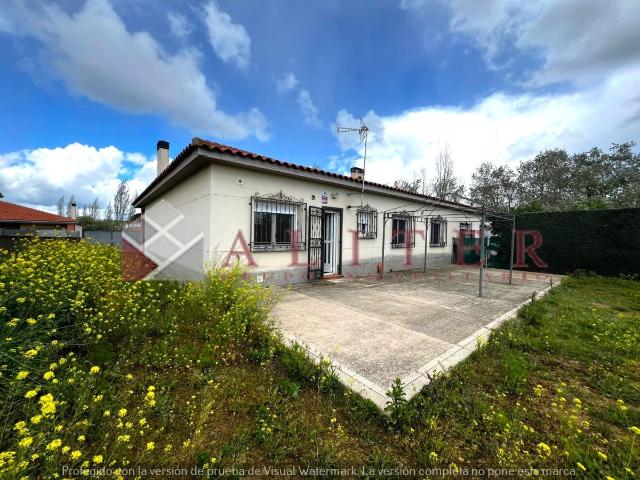 Villa en venta en Otero
