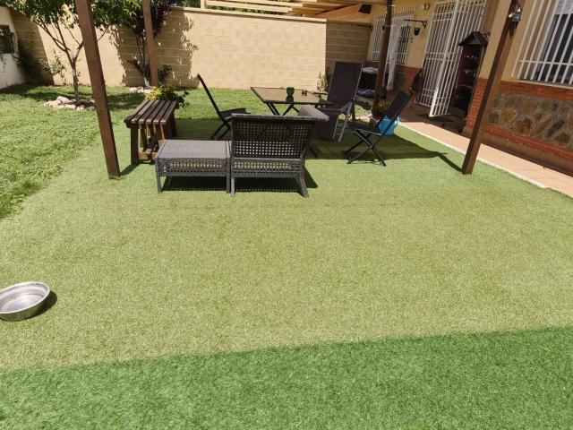 Chalet en venta en Novés, Castilla-La Mancha