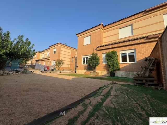 Chalet en venta en Nambroca, Castilla-La Mancha