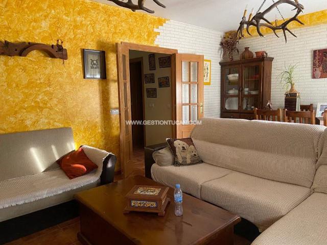 Villa en venta en Lucillos
