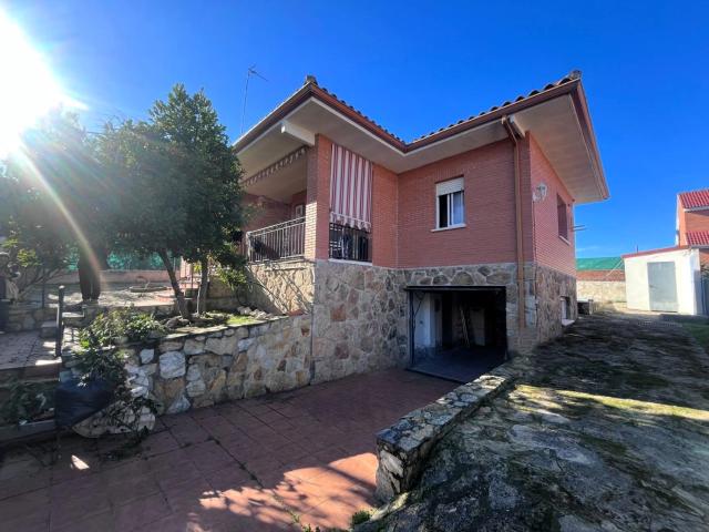 Chalet en venta en Méntrida, Castilla-La Mancha