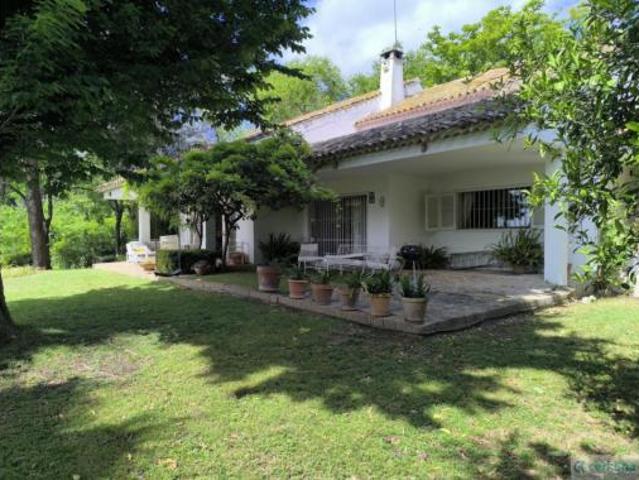 Chalet en venta en Santa Eufemia, Tomares
