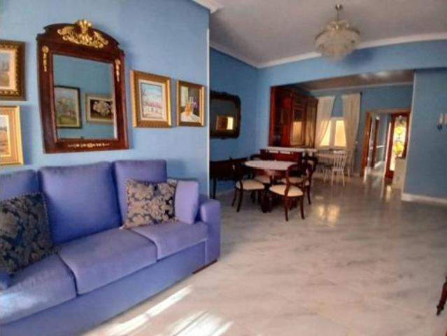 Chalet en venta en Tomelloso, Castilla-La Mancha
