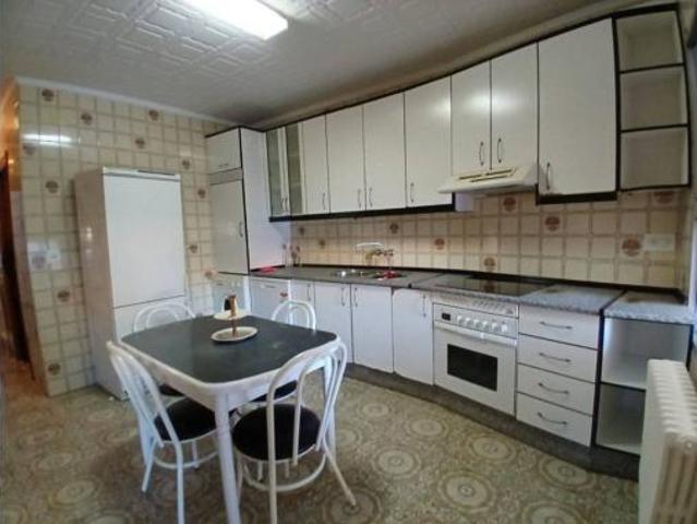 Chalet en venta en Tomelloso, Castilla-La Mancha