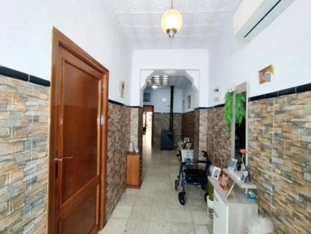 Chalet en venta en Tomelloso, Castilla-La Mancha