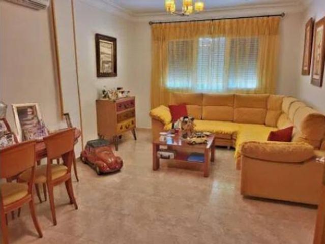 Chalet en venta en Tomelloso, Castilla-La Mancha