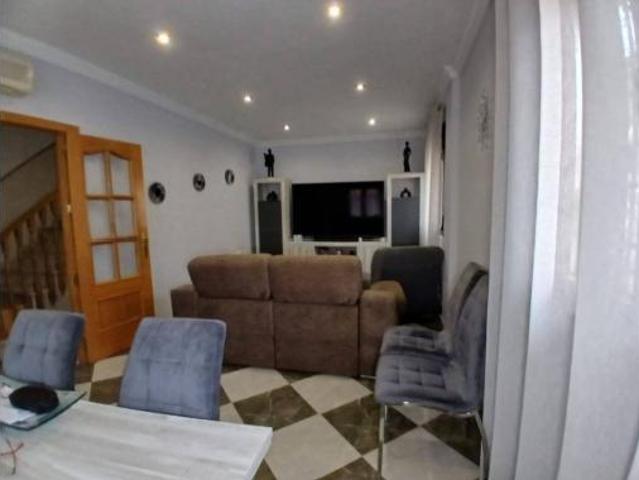 Chalet en venta en Tomelloso, Castilla-La Mancha