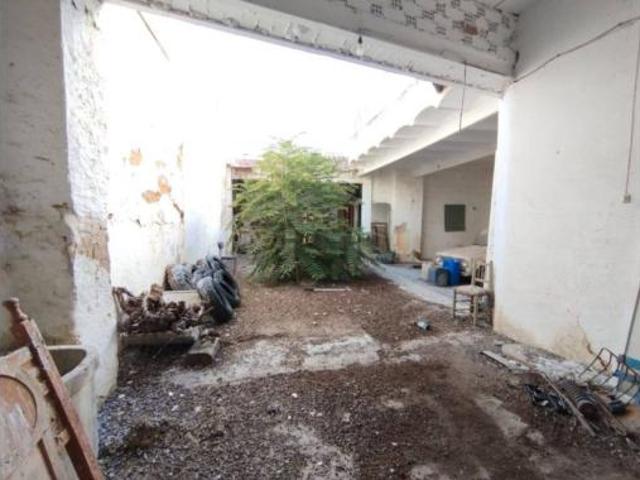 Chalet en venta en Tomelloso, Castilla-La Mancha