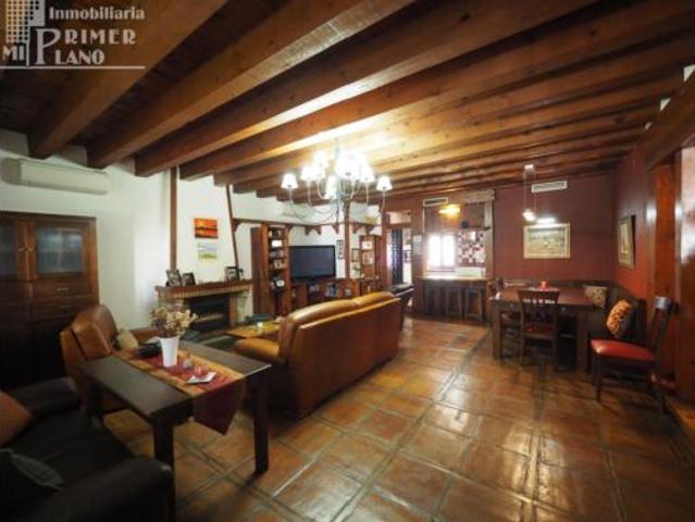 Chalet en venta en Tomelloso, Castilla-La Mancha