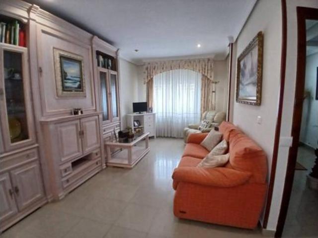Chalet en venta en Tomelloso, Castilla-La Mancha