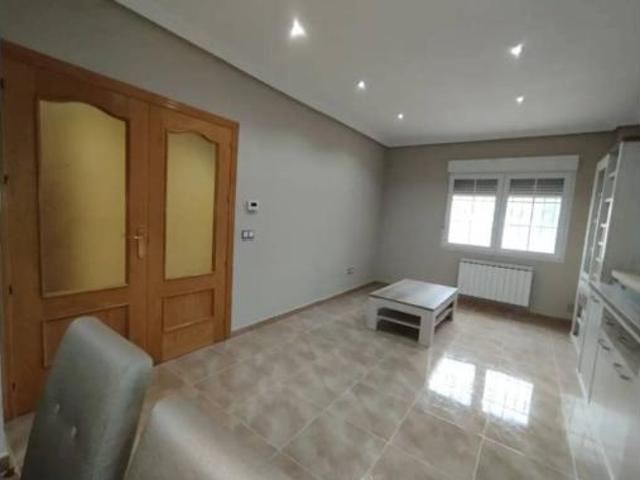 Chalet en venta en Tomelloso, Castilla-La Mancha