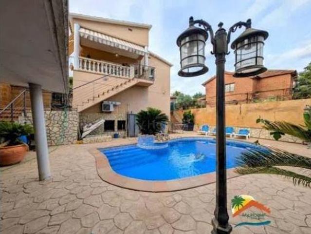 Chalet en venta en Mas de Mora, Maresme
