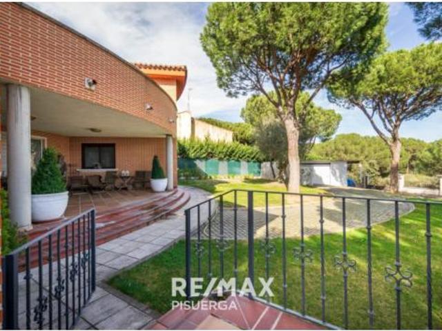 Chalet en venta en Tordesillas, Valladolid