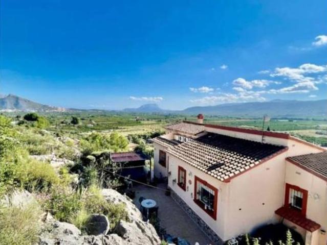 Chalet en venta en Tormos, Valencia