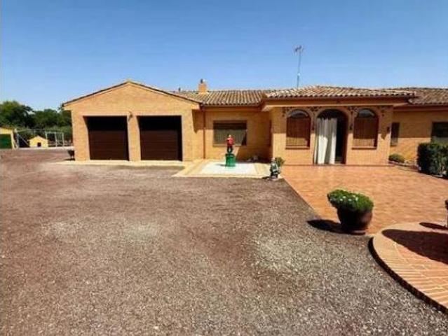 Chalet en venta en Torralba De Calatrava, Castilla-La Mancha