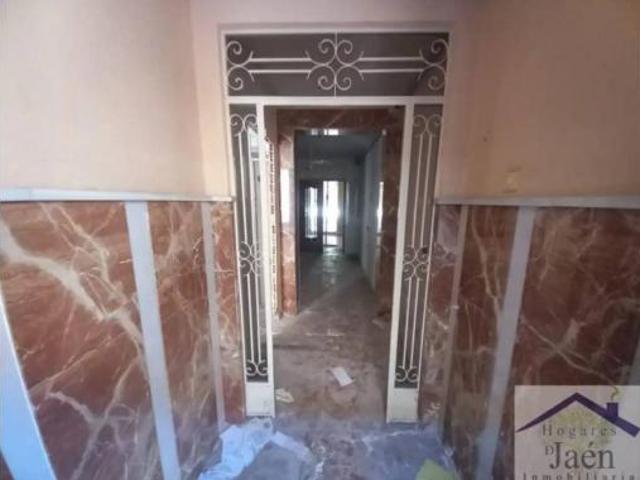 Chalet en venta en Torre Del Campo, Andalucía