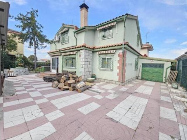 Chalet en venta en Torrejón Del Rey, Castilla-La Mancha