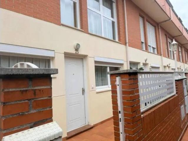 Chalet en venta en Torrelavega, Cantabria