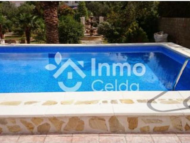 Chalet en venta en Mas de Pavia, l'Horta Sud