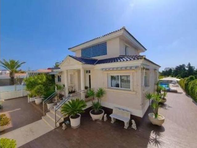 Chalet en venta en Cabo Cervera-Playa la Mata, el Baix Segura / La Vega Baja