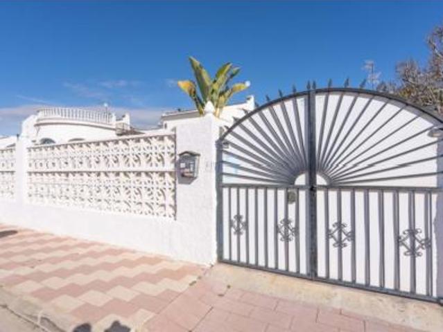 Chalet en venta en Urbanización Los Balcones, el Baix Segura / La Vega Baja