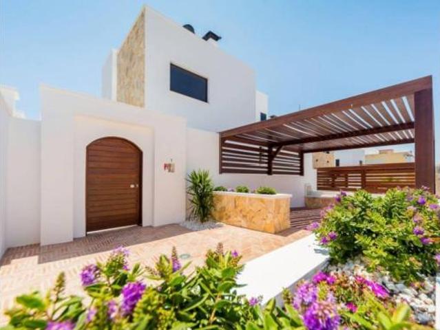Chalet en venta en Cabo Cervera-Playa la Mata, el Baix Segura / La Vega Baja