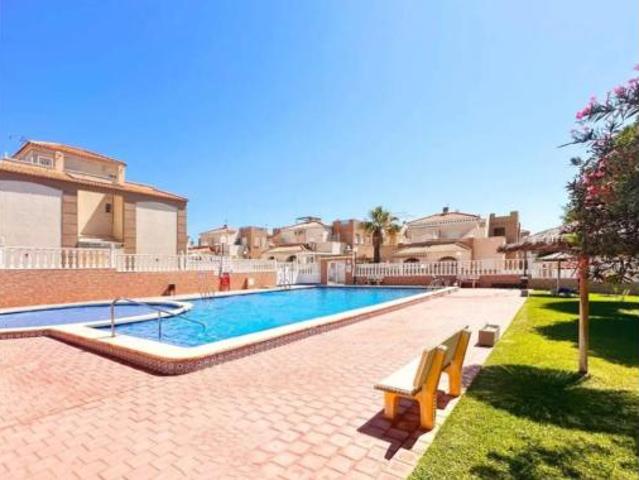 Chalet en venta en Altos de La Bahìa, Torrevieja