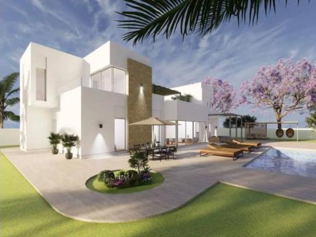 Chalet en venta en La Rosaleda, Torrevieja