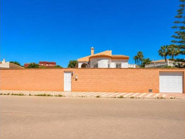 Chalet en venta en Urbanización El Chaparral, el Baix Segura / La Vega Baja