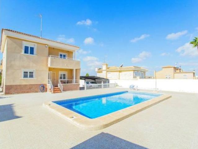 Chalet en venta en Cabo Cervera-Playa la Mata, el Baix Segura / La Vega Baja