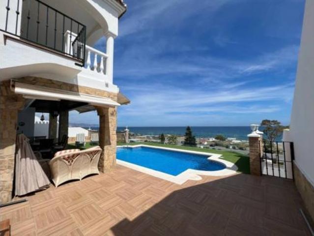 Chalet en venta en Torrox Park, La Axarquía