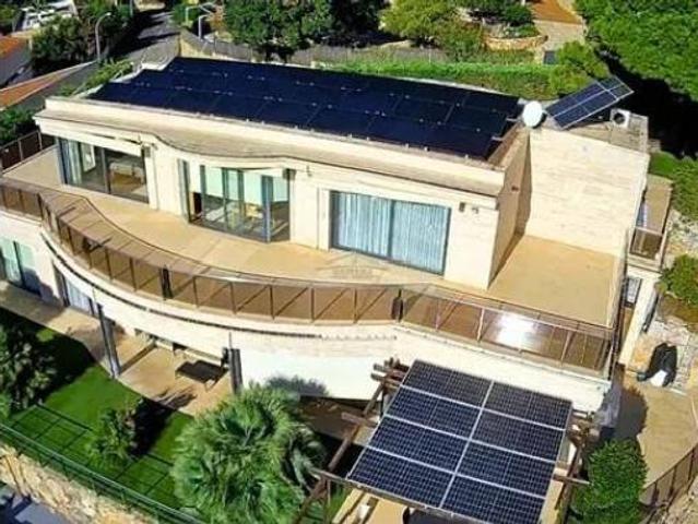 Chalet en venta en Santa Maria de Llorell, la Selva