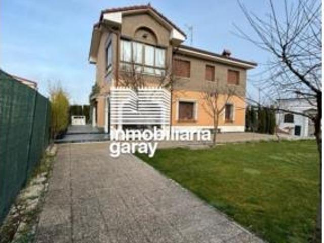 Chalet en venta en Trespaderne, Castilla y León