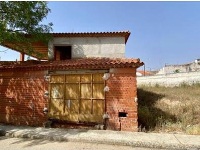 Chalet en venta en Tribaldos, Castilla-La Mancha