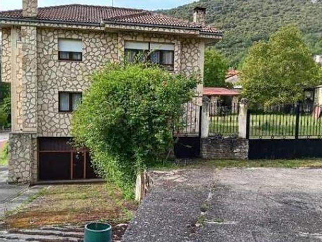 Chalet en venta en Tubilla Del Agua, Castilla y León